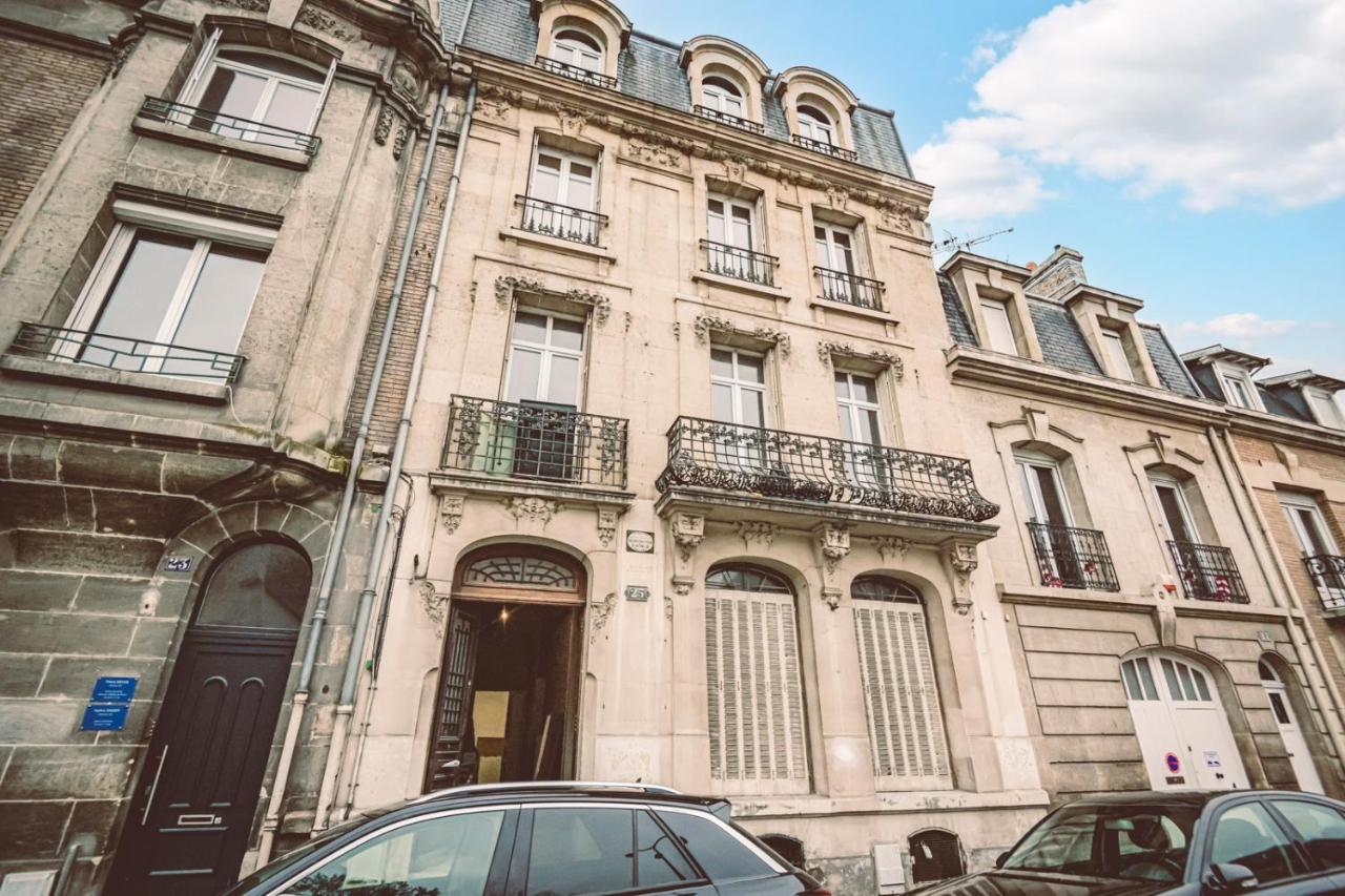 Tromso Apartment Reims Bagian luar foto